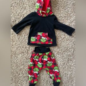 Grinch boutique set